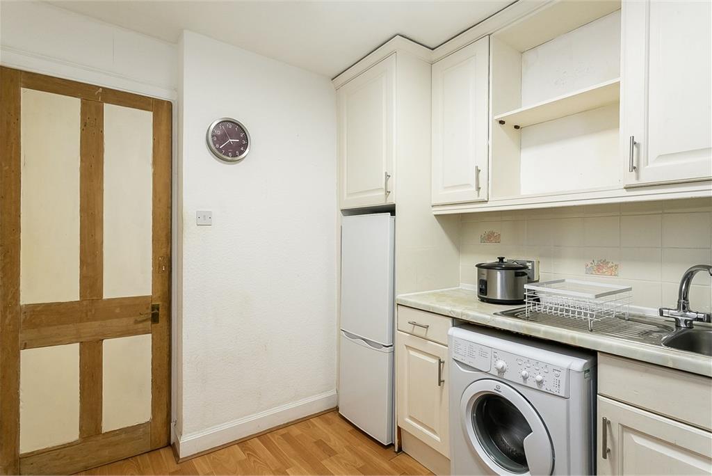1f1,
24 Montague Street,
Edinburgh,
EH8 9QX - image 8