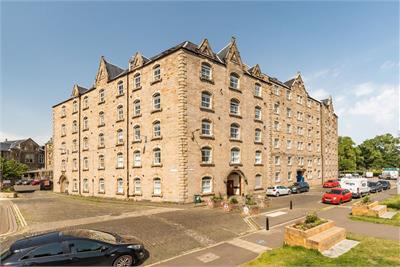18/32 John's Place, Edinburgh, EH6 7EN - image 1