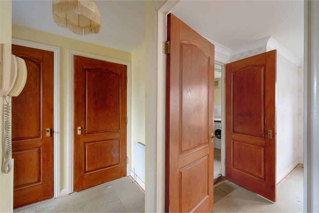 2/2 North Werber Place,
Edinburgh,
EH4 1TE - image 14