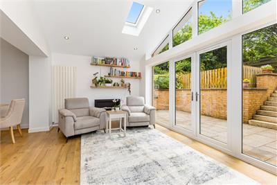 3 Hallcroft Gardens, Ratho, Newbridge, EH28 8SG - image 2
