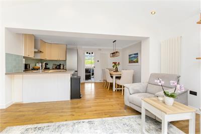 3 Hallcroft Gardens, Ratho, Newbridge, EH28 8SG - image 6