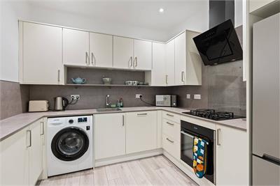 4F2 207 Bruntsfield Place, , Edinburgh, EH10 4DH - image 8