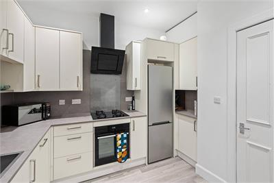 4F2 207 Bruntsfield Place, , Edinburgh, EH10 4DH - image 9
