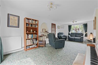 32 Vinefields, Pencaitland, EH34 5HD - image 3