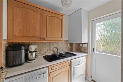 32 Vinefields, Pencaitland, EH34 5HD - image 10