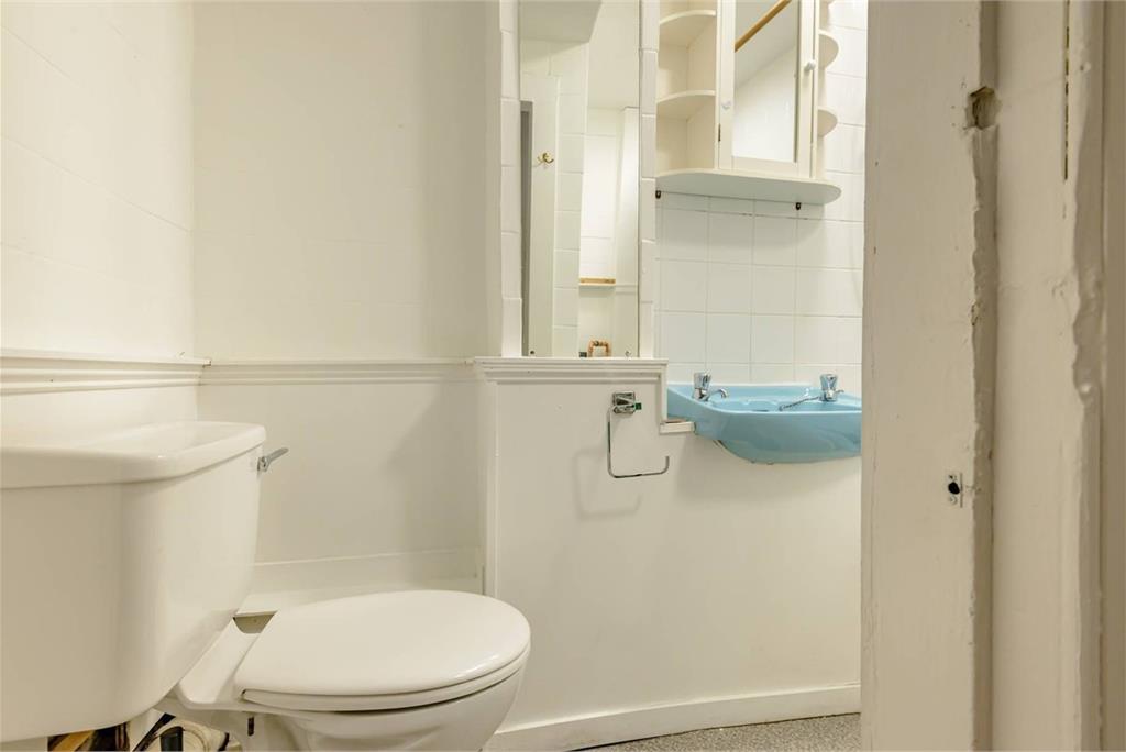 125 (4f), Leith Walk, EDINBURGH, EH6 8NP - image 17