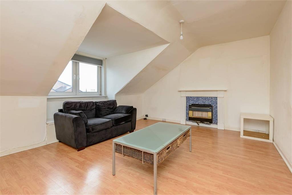 125 (4f), Leith Walk, EDINBURGH, EH6 8NP - image 3