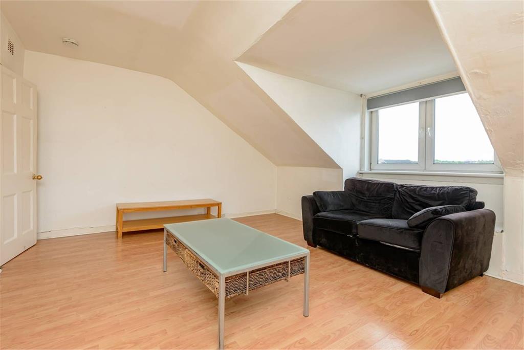 125 (4f), Leith Walk, EDINBURGH, EH6 8NP - image 4