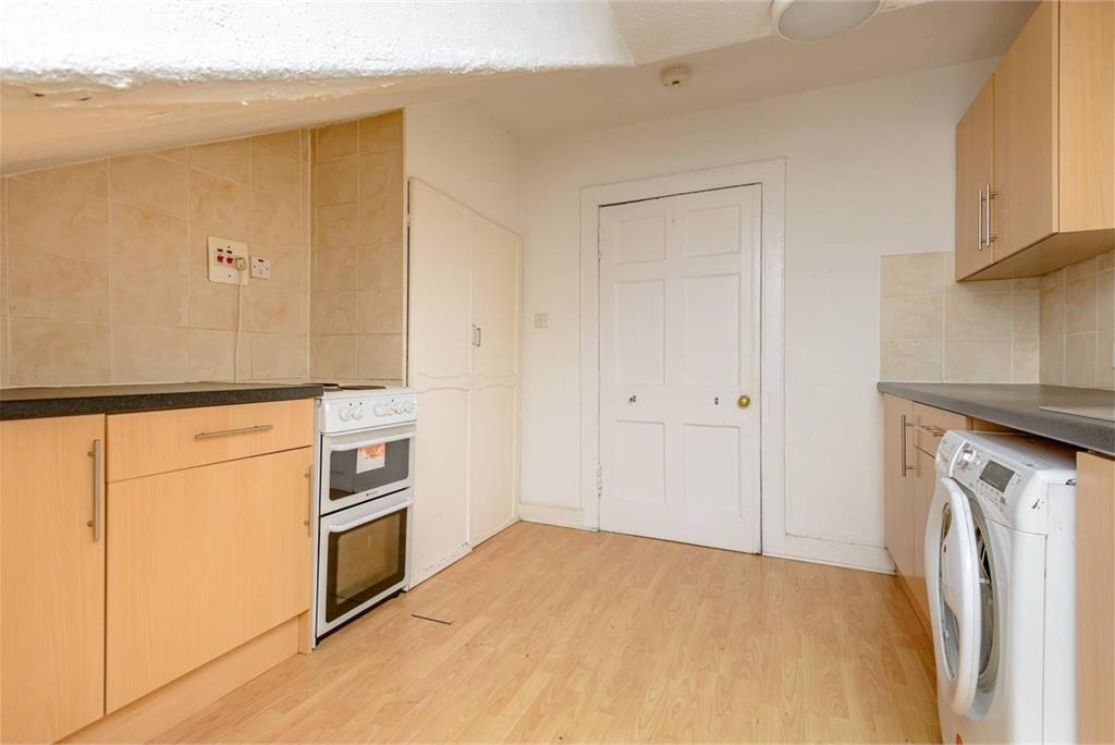 125 (4f), Leith Walk, EDINBURGH, EH6 8NP - image 9