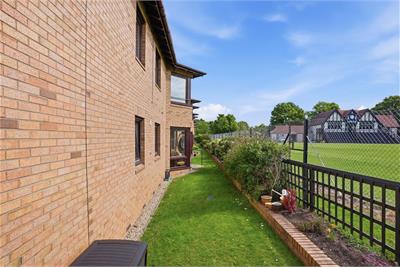 82/5 Craiglockhart Terrace, Edinburgh, EH14 1BA - image 18