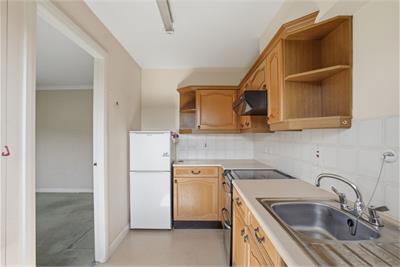82/5 Craiglockhart Terrace, Edinburgh, EH14 1BA - image 6