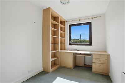 82/5 Craiglockhart Terrace, Edinburgh, EH14 1BA - image 10