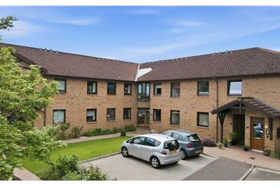 82/5 Craiglockhart Terrace, Edinburgh, EH14 1BA - image 1