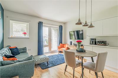 18 Lochend Butterfly Way, Edinburgh, EH7 5BF - image 2