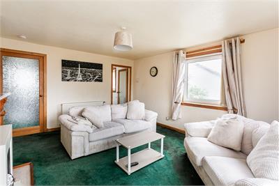1d Edgefield Road, Loanhead, EH20 9DX - image 3
