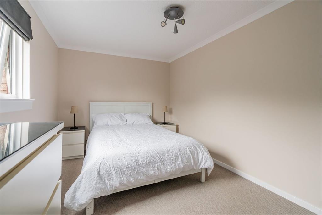 6/6 East Parkside, Edinburgh EH16 5XJ - image 13