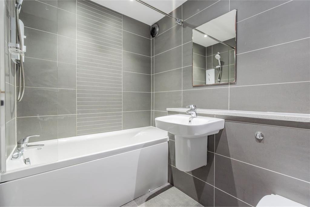 6/6 East Parkside, Edinburgh EH16 5XJ - image 17
