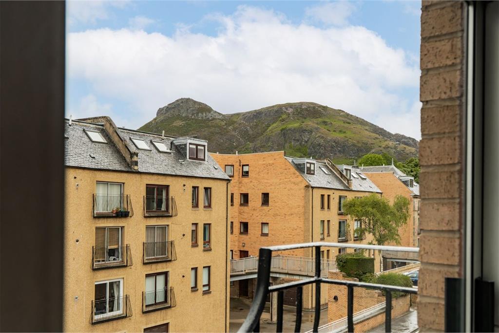 6/6 East Parkside, Edinburgh EH16 5XJ - image 18