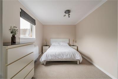 6/6 East Parkside, Edinburgh EH16 5XJ - image 4