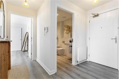 Flat 9, 5 Waterfront Avenue, Edinburgh, EH5 1RT - image 26