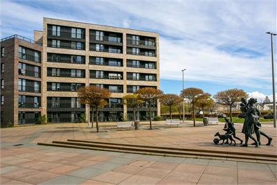 Flat 9, 5 Waterfront Avenue, Edinburgh, EH5 1RT - image 27