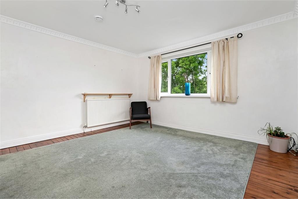 34 Howden Hall Crescent, Howdenhall, Edinburgh, EH16 6UR - image 2
