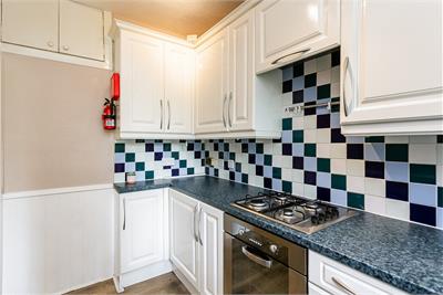 30/1 Prestonfield Avenue, Edinburgh, EH16 5EH - image 7