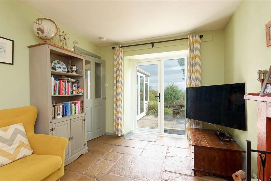 Barend Farmhouse, Sandyhills, Dalbeattie, DG5 4NU - image 12