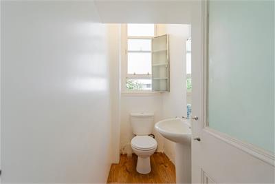 2f4 26 Henderson Gardens, Leith, Edinburgh, EH6 6BX - image 4