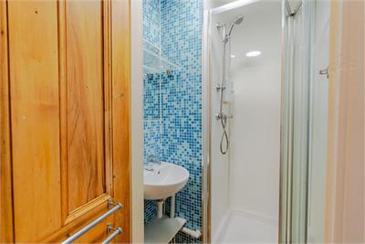 2f4 26 Henderson Gardens, Leith, Edinburgh, EH6 6BX - image 5
