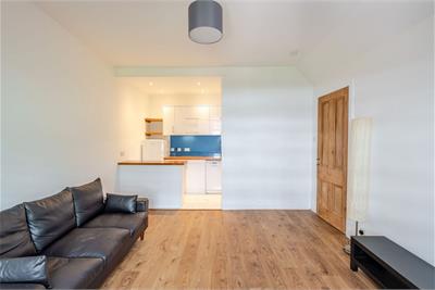 2f4 26 Henderson Gardens, Leith, Edinburgh, EH6 6BX - image 7