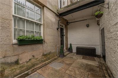 6b Castle Terrace, Edinburgh, EH1 2DP - image 23