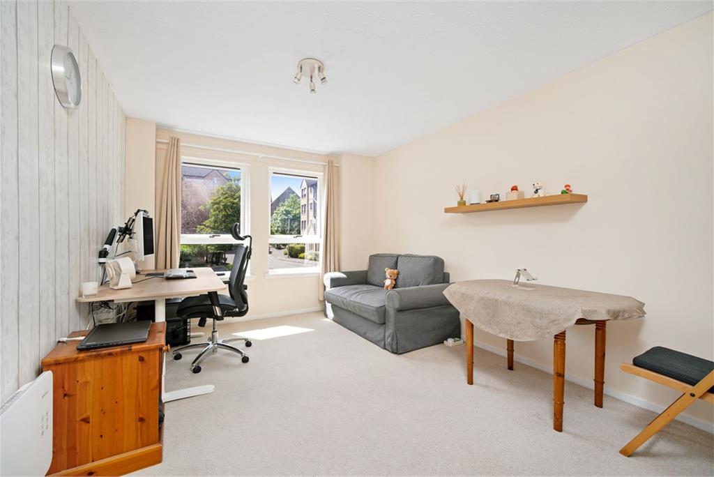 37/6 Parkside Terrace, Newington, Edinburgh, EH16 5XR - image 2