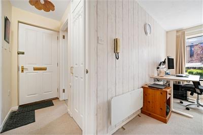 37/6 Parkside Terrace, Newington, Edinburgh, EH16 5XR - image 3