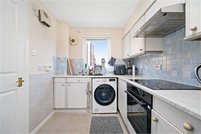 37/6 Parkside Terrace, Newington, Edinburgh, EH16 5XR - image 4