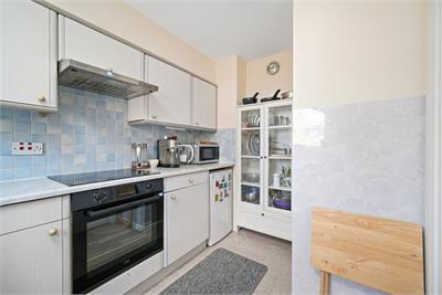 37/6 Parkside Terrace, Newington, Edinburgh, EH16 5XR - image 5