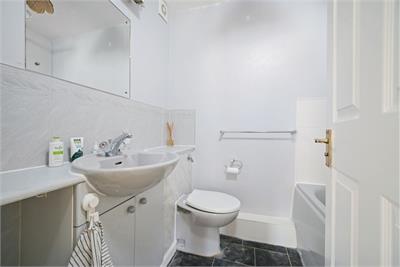 37/6 Parkside Terrace, Newington, Edinburgh, EH16 5XR - image 8
