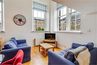 4/3 Davie Street, Newington, Edinburgh, EH8 9EB - image 4
