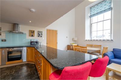 4/3 Davie Street, Newington, Edinburgh, EH8 9EB - image 6