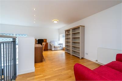 4/3 Davie Street, Newington, Edinburgh, EH8 9EB - image 7