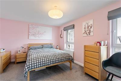 3 Barnyard Park Rigg, South Gyle, EH12 9LJ - image 14