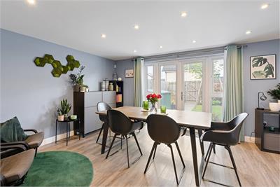 3 Barnyard Park Rigg, South Gyle, EH12 9LJ - image 6