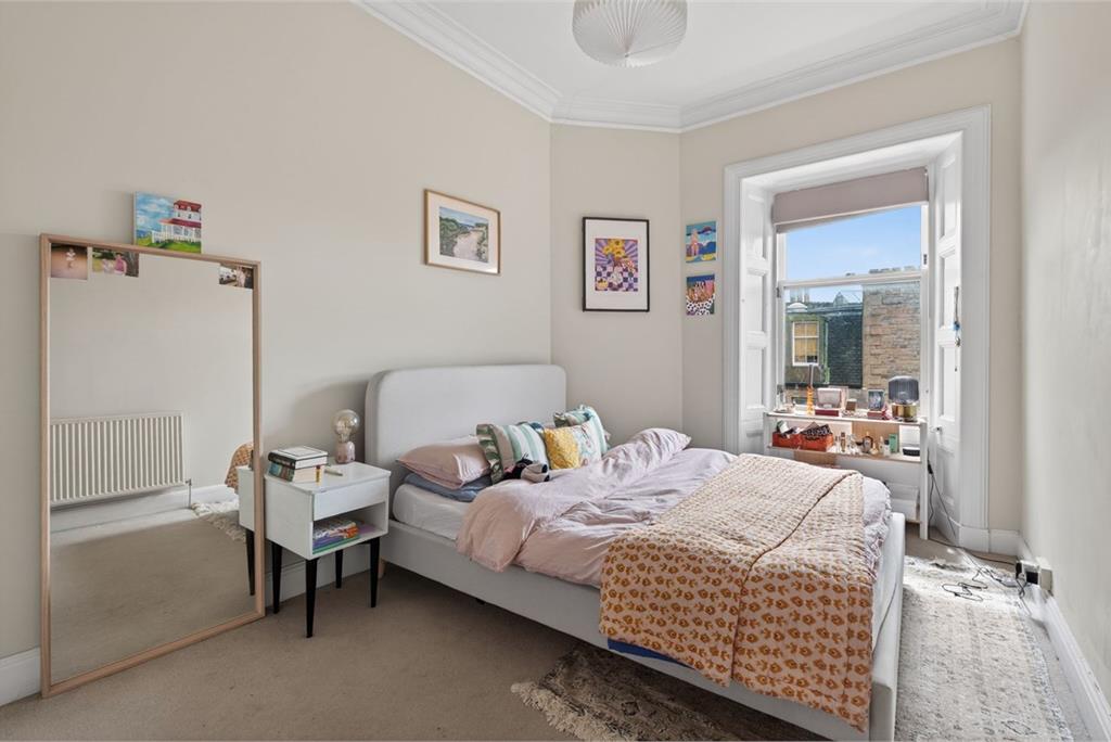 68/8 Raeburn Place,
Edinburgh,
EH4 1HJ - image 10