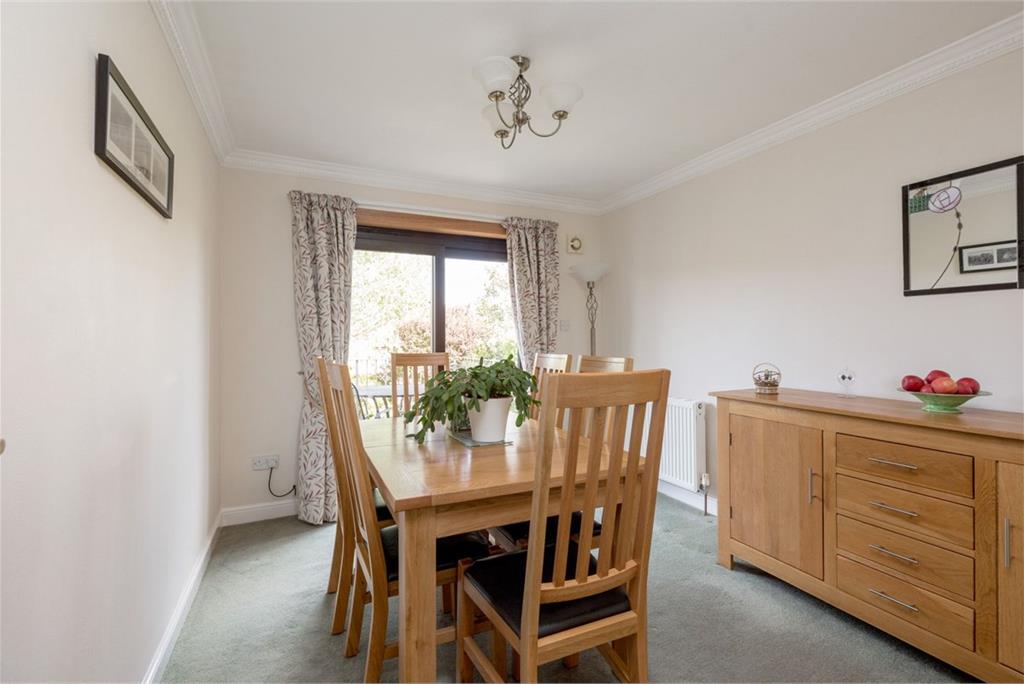 26 Galachlawside, Edinburgh, EH10 7JG - image 12