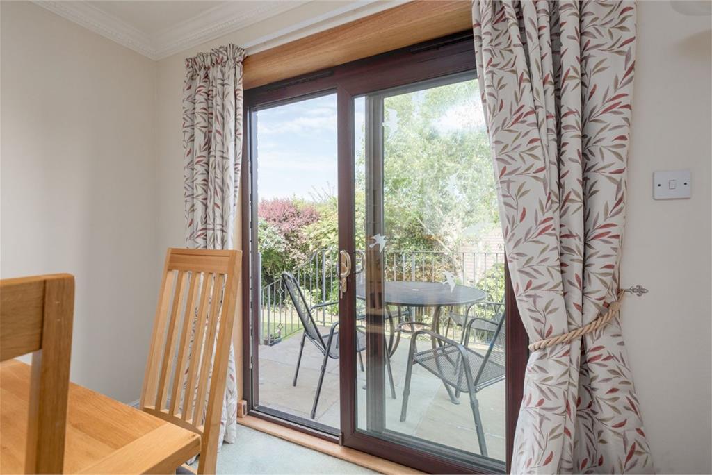 26 Galachlawside, Edinburgh, EH10 7JG - image 13