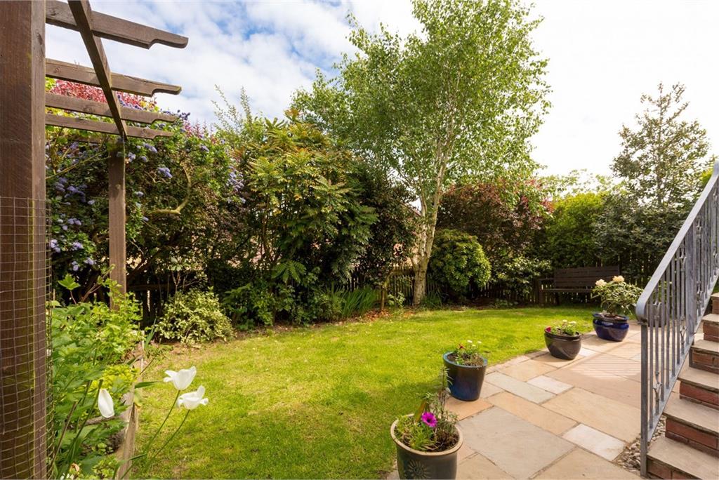 26 Galachlawside, Edinburgh, EH10 7JG - image 29
