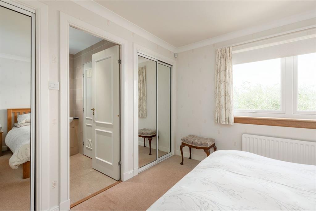 26 Galachlawside, Edinburgh, EH10 7JG - image 4