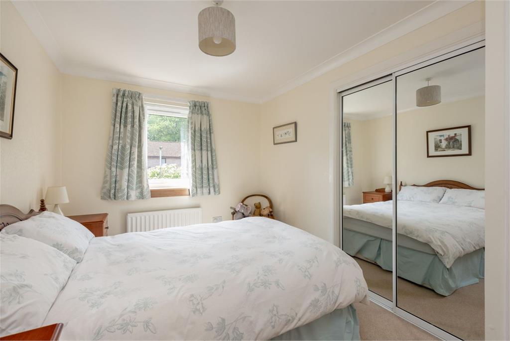 26 Galachlawside, Edinburgh, EH10 7JG - image 5