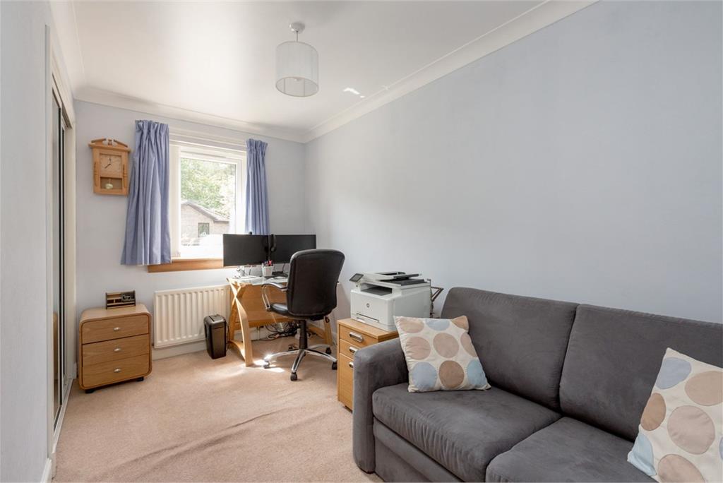 26 Galachlawside, Edinburgh, EH10 7JG - image 6