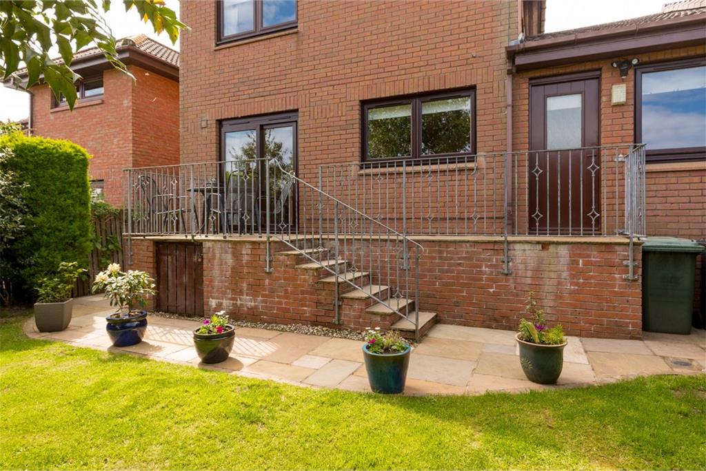 26 Galachlawside, Edinburgh, EH10 7JG - image 8